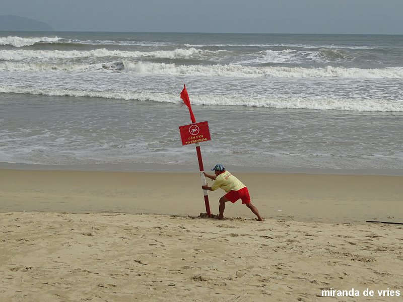 Danang Beach in Danang (1).JPG